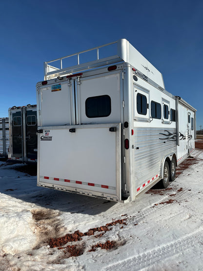 2009 Cimarron 4 Horse Living Quarters Trailer with a 15' Shortwall