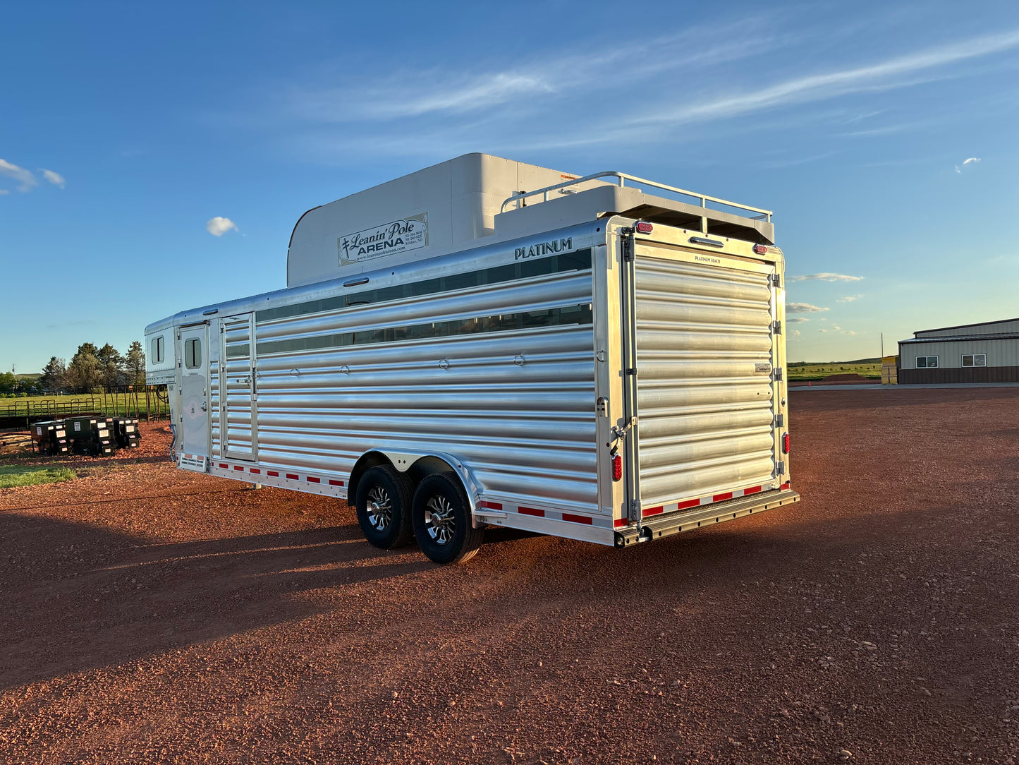 2024 Platinum 5 Horse Trainer/Split Tack Trailer