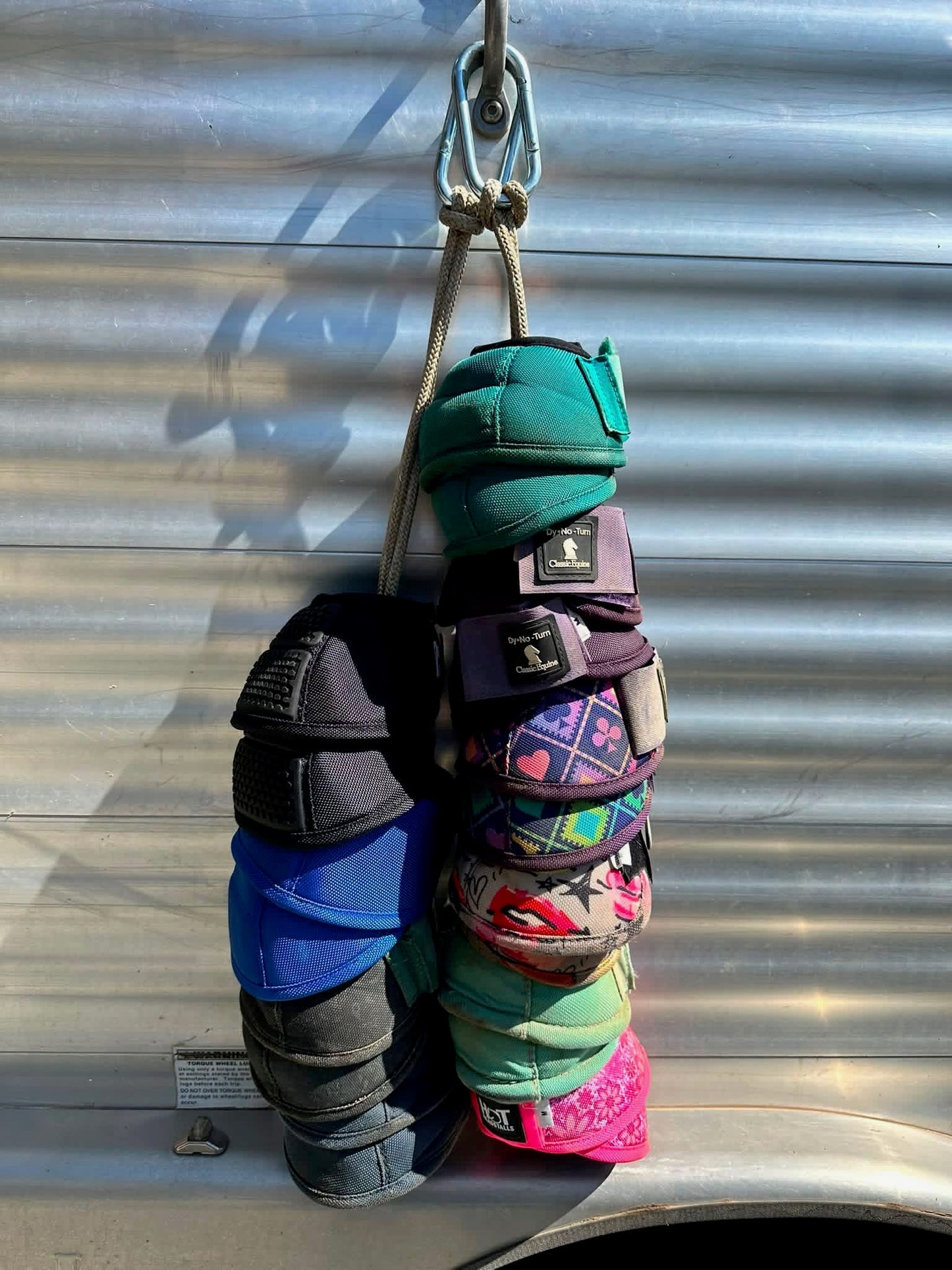 Hay Chix 4' Multi-Purpose Strap with Hoggle & Clip