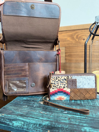 STS Chaynee Mountain Della Crossbody
