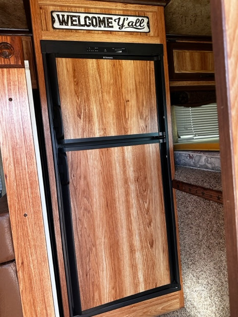 2013 4H Trails West Living Quarters Trailer w/ Slide-Out