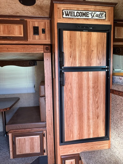 2013 4H Trails West Living Quarters Trailer w/ Slide-Out