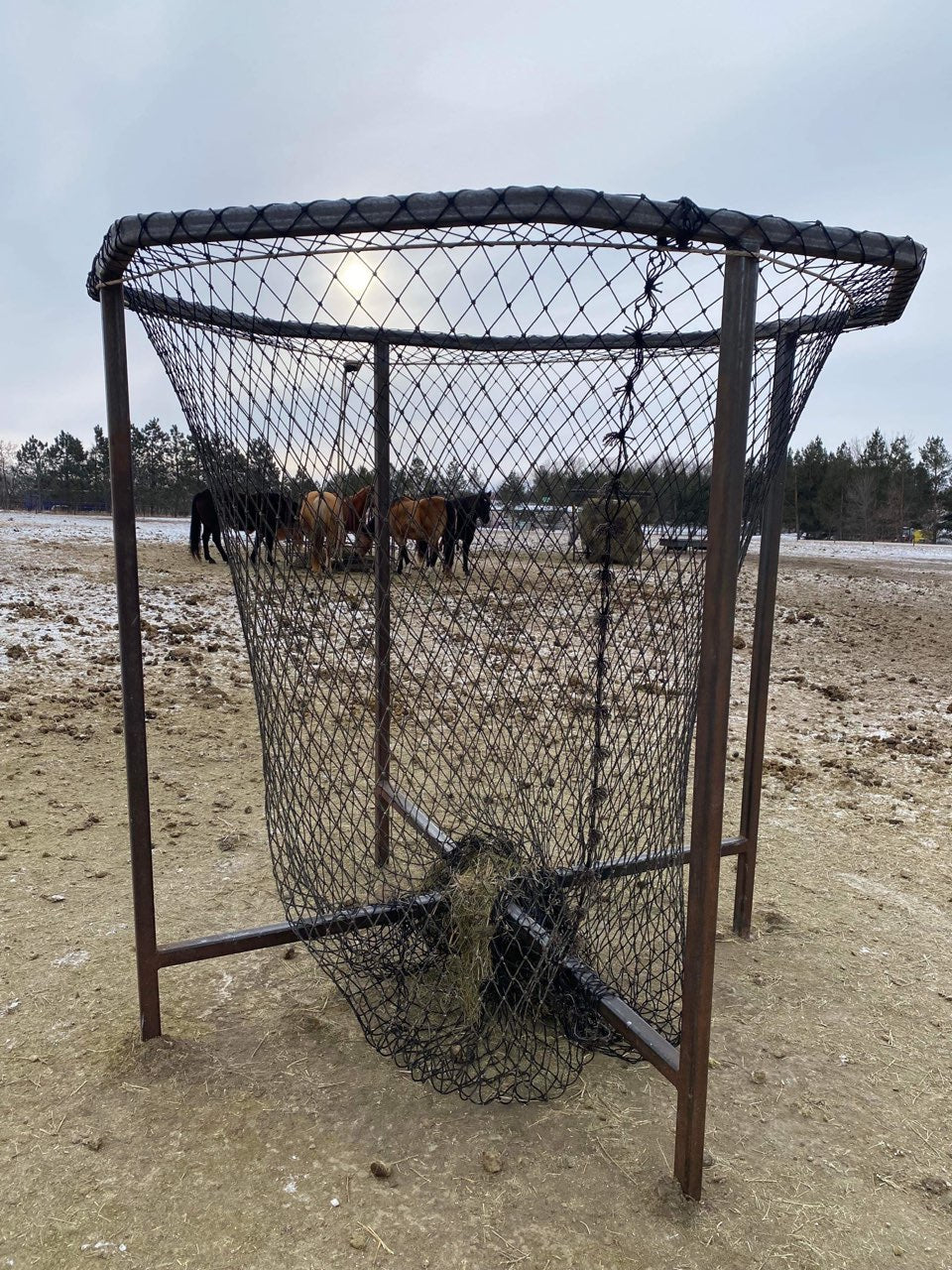 Hay Chix Round Bale Feeder
