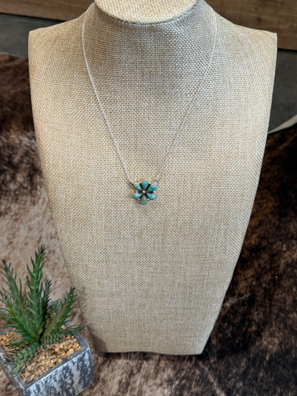 Navajo Handmade Hada Turquoise Necklace