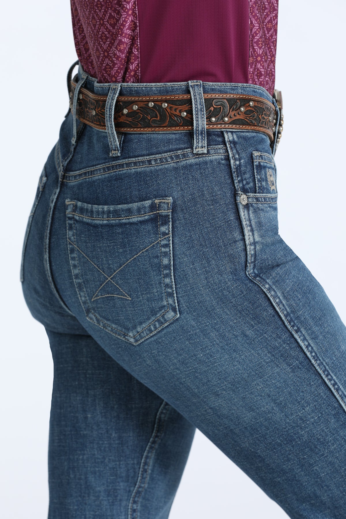 Cinch Women's Medium Wash Classic Boot Cut SLIM Jean