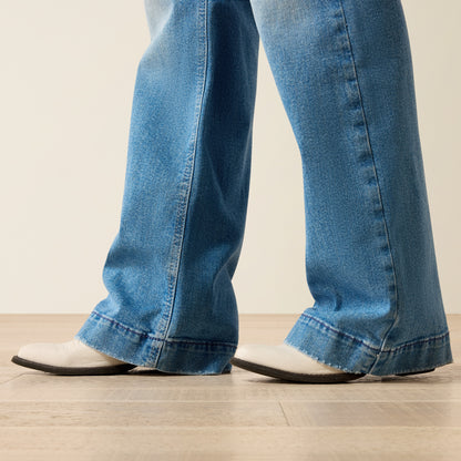 Ariat Women's Mid Rise Clara Yuba Trouser Jean