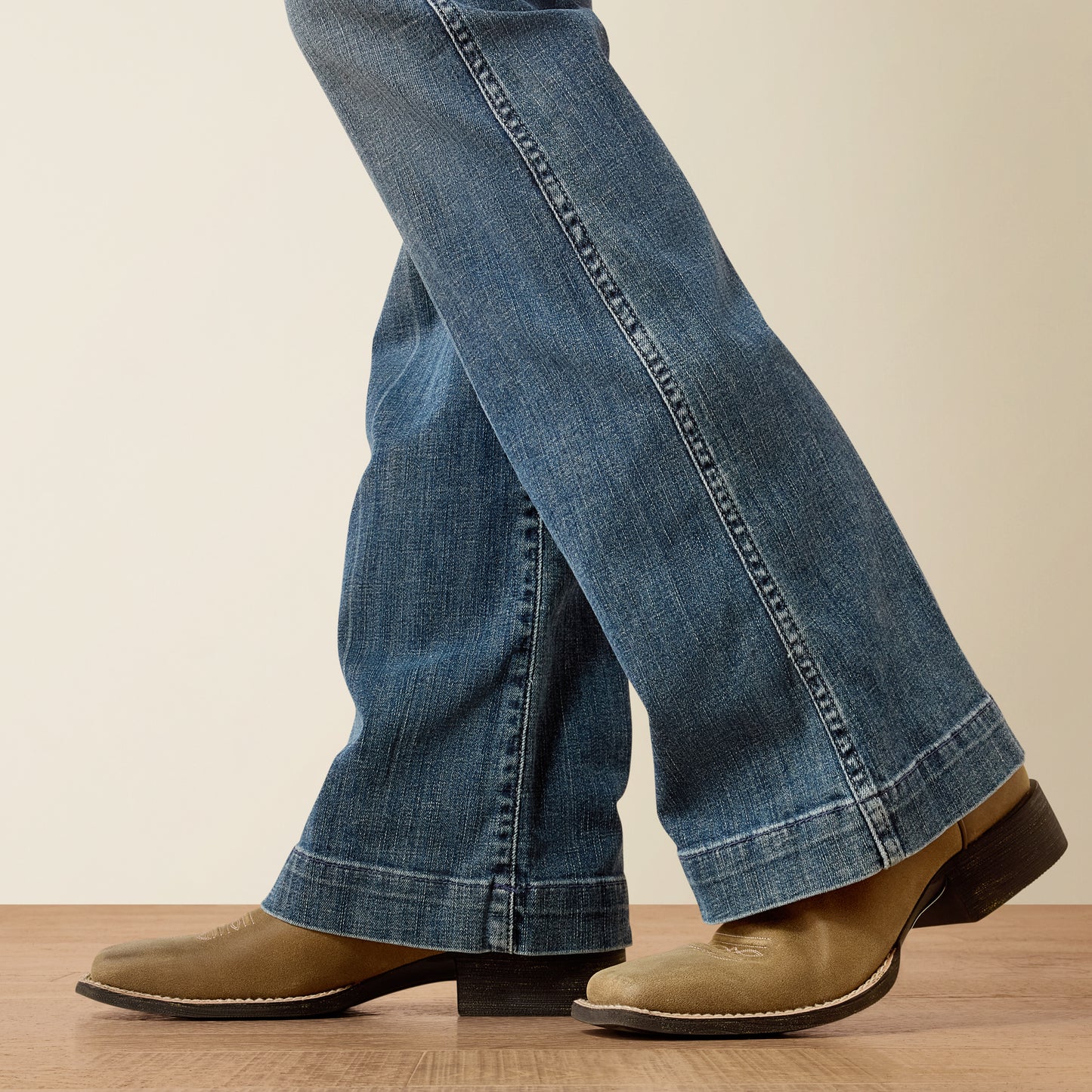 Ariat Women's High Rise Greyson Vera Slim Trouser Jean