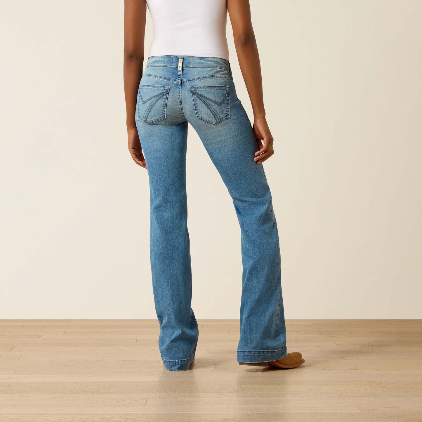 Ariat Women's Mid Rise Glendale Sherry Trouser Jean