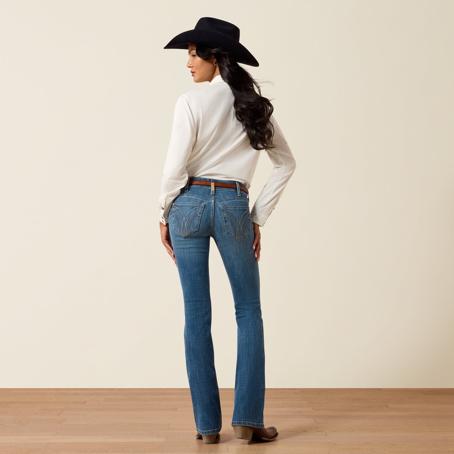 Ariat Women's Mid Rise Ithica Esti Bootcut Jean