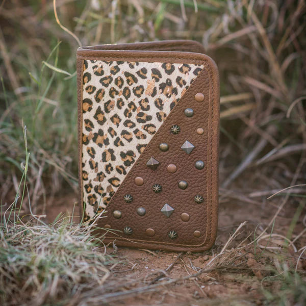 STS Leopard Great Plains Magnetic Wallet