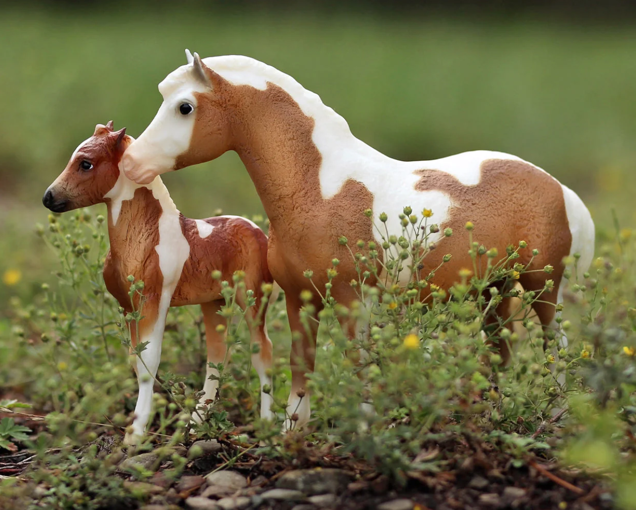 Breyer Traditional Series "Misty & Stormy - Models And Book Set"