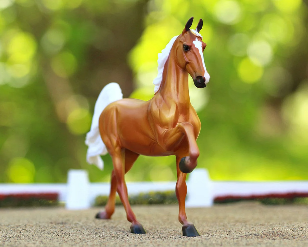Breyer Freedom Series "Palomino Saddlebred"