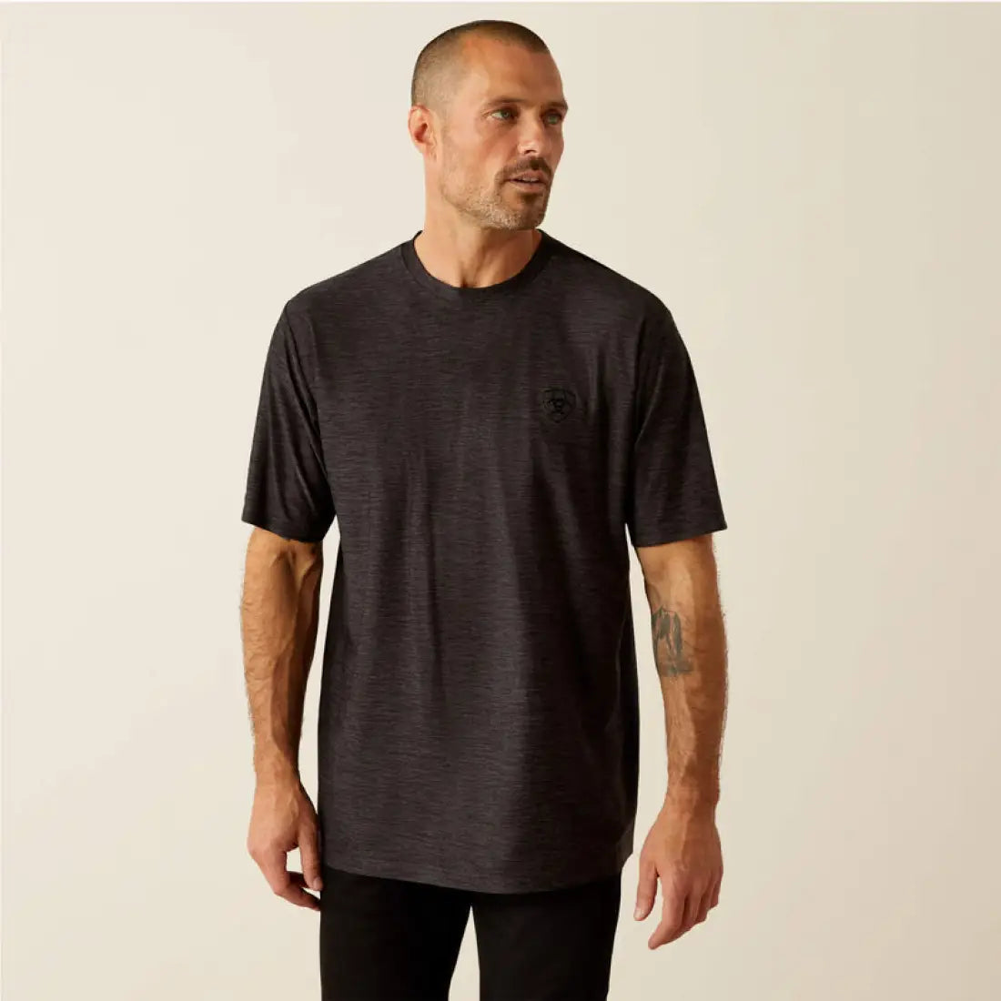 Ariat Men’s TEK Heather Black Vertical Gradient Charger T-Shirt Small Men’s T-Shirt