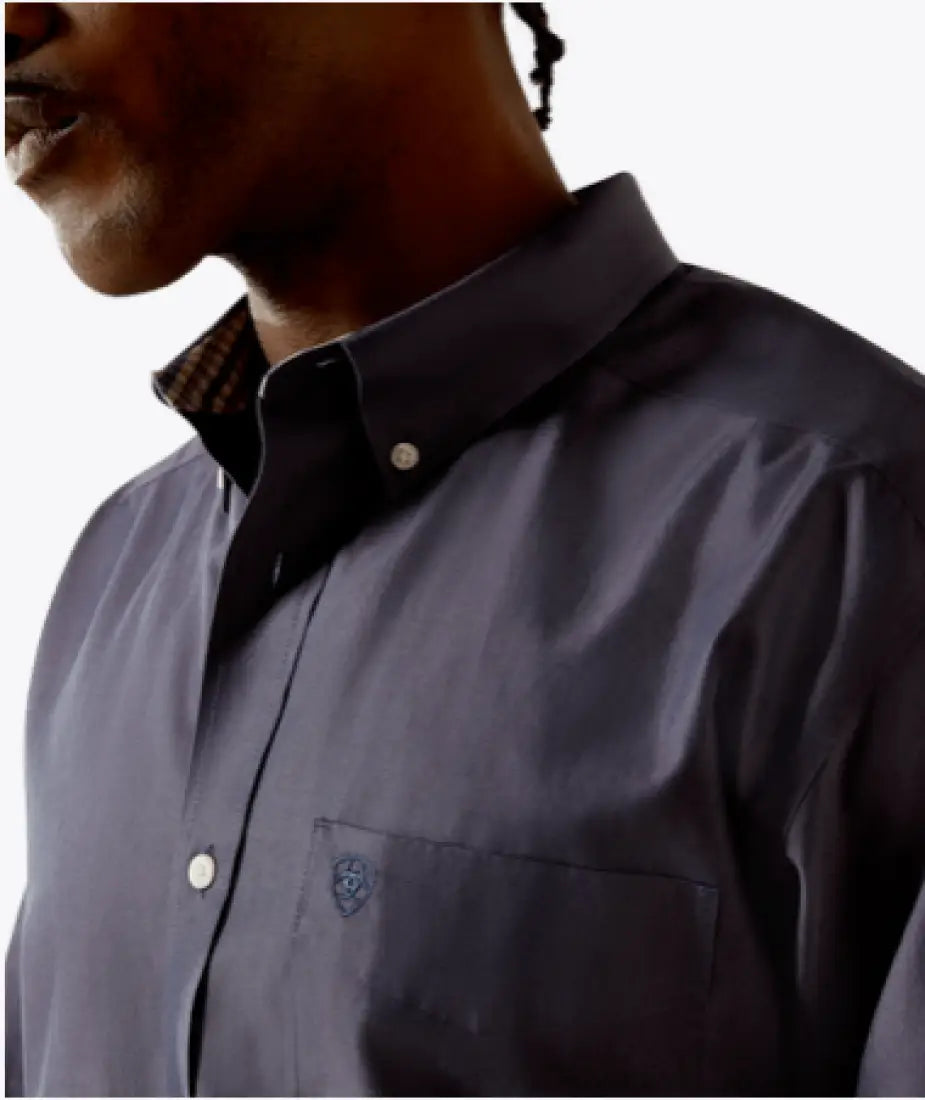 Ariat Men’s Wrinkle Free Solid Pinpoint Oxford Classic Fit Shirt Men’s Western