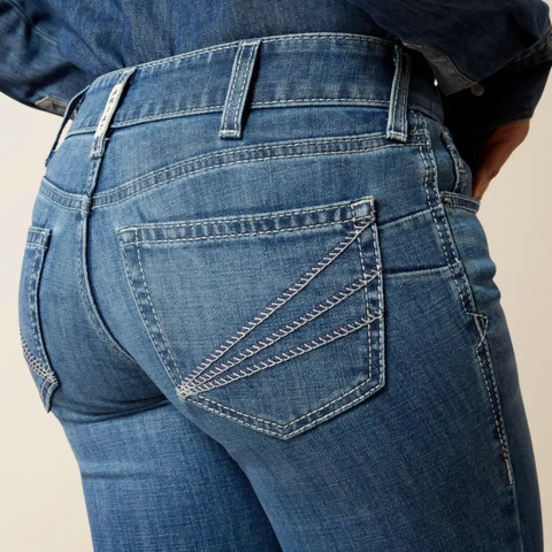 Ariat Women’s Mid Rise Aisha Ithica Bootcut Jean Women’s Bottoms