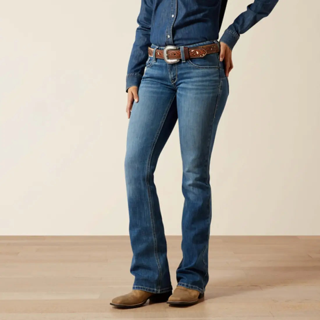 Ariat Women’s Mid Rise Aisha Ithica Bootcut Jean Women’s Bottoms