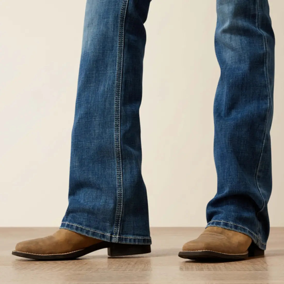 Ariat Women’s Mid Rise Aisha Ithica Bootcut Jean Women’s Bottoms