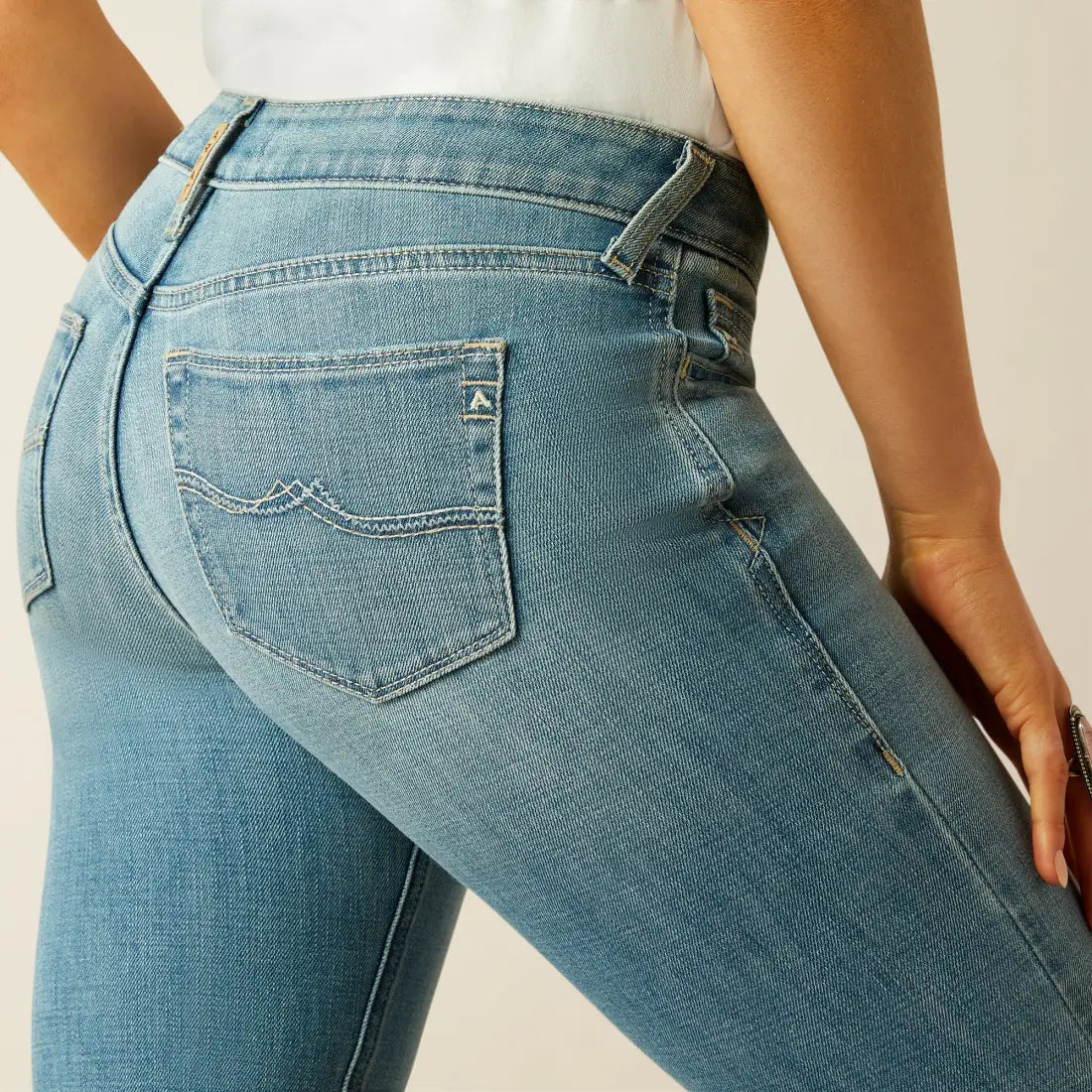 Ariat Women’s Mid Rise Petaluma Zoe Slim Trouser Jean 24R Women’s Bottoms