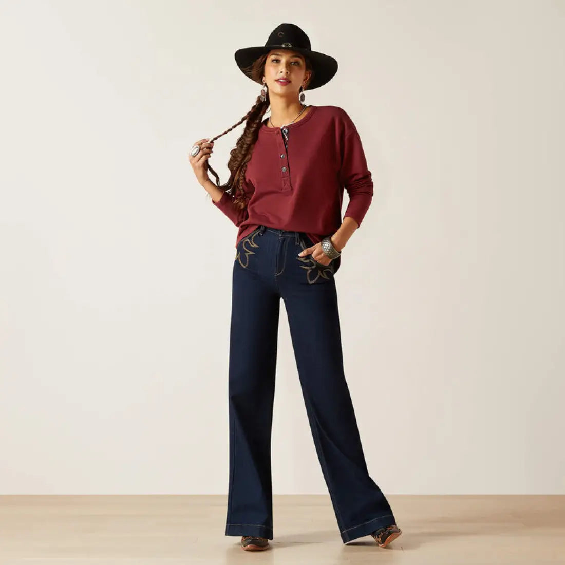 Ariat Women’s Oxblood Terry Henley Sweatshirt Women’s Pullover