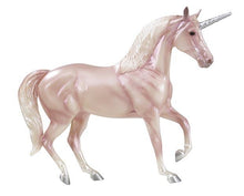 Load image into Gallery viewer, Breyer Freedom Series &quot;Aurora&quot;
