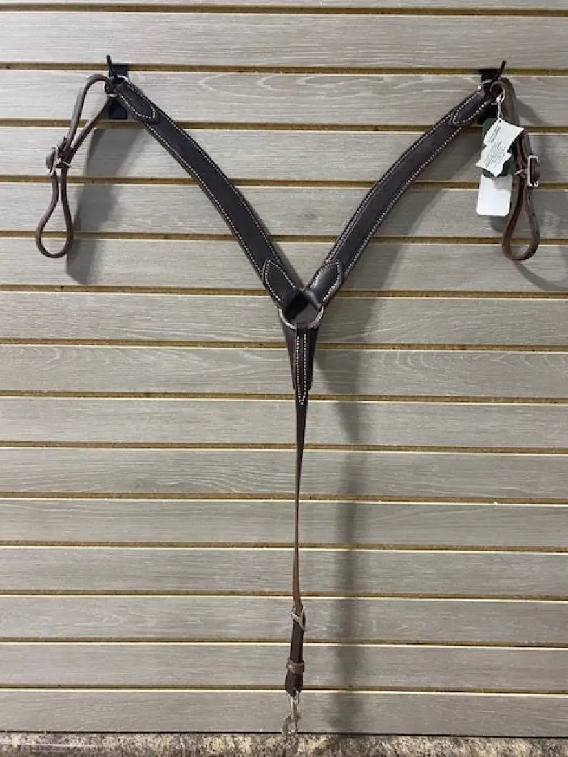 Berlin 1.5’’ Contoured Breastcollar 1.5’’ Breastcollar / Dark Oil w/ Stitching Breastcollar