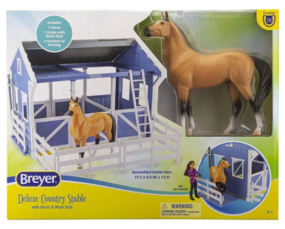 Breyer Deluxe Country Stable with Horse & Wash Stall Breyer Toys