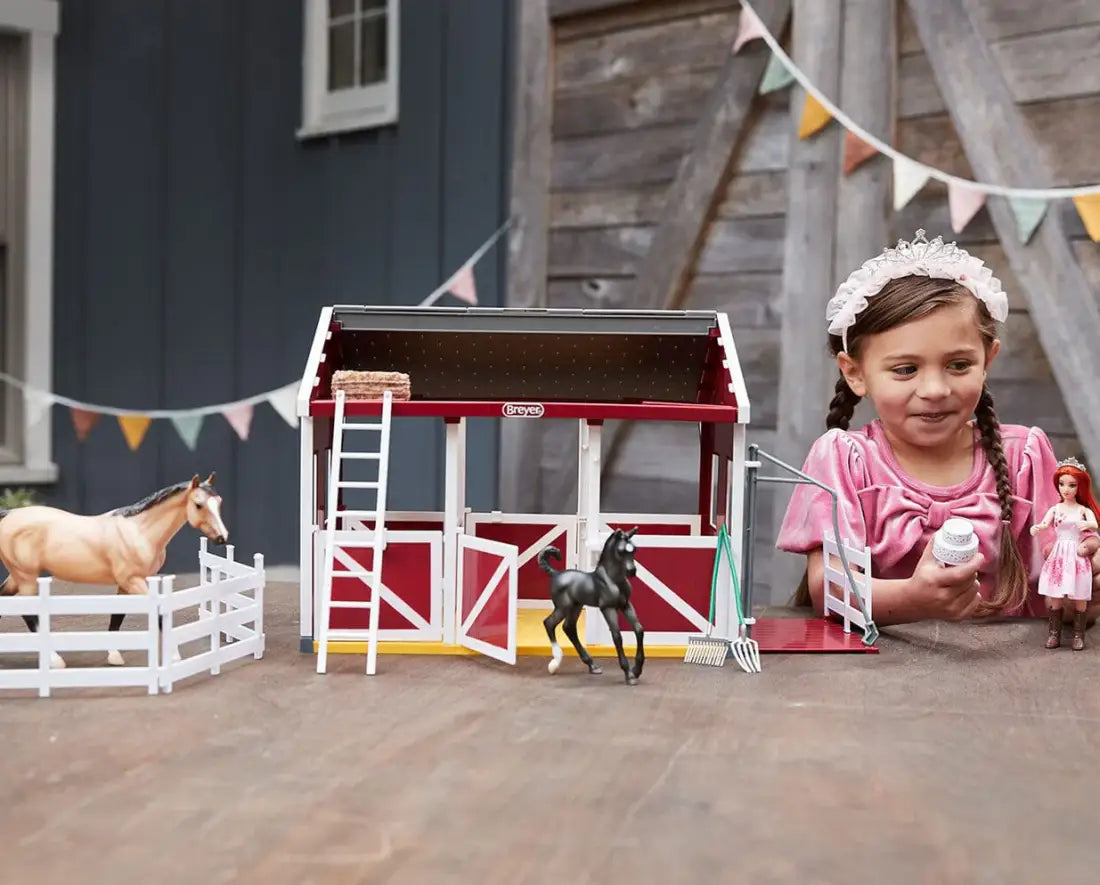 Breyer Freedom Series ’Birthday At The Barn Set’ Breyer Toys