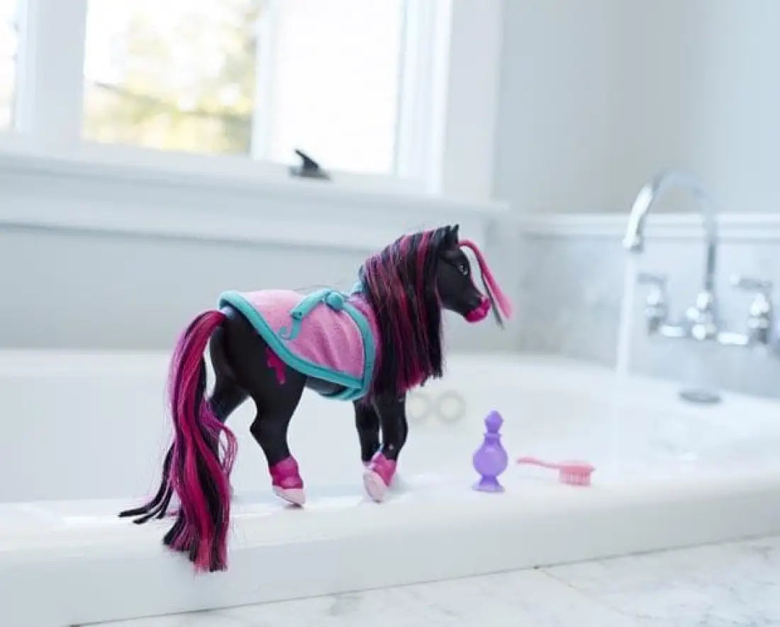 Breyer ’Jasmine Color Surprise’ Horse Breyer Toys
