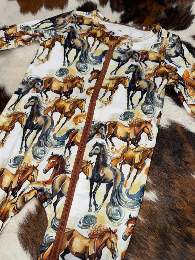 Cowgirl Hardware Infant Toned Natural Wild Horse Romper 6M Girl’s Infant