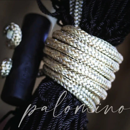 Hay Chix Half Bale Net Palomino / 1 3/4’’ Original Hay Bags