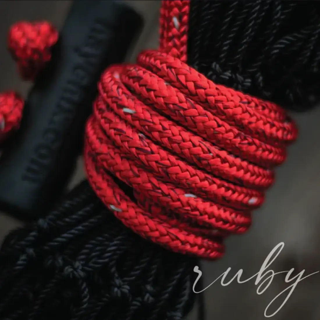 Hay Chix Half Bale Net Ruby / 1 3/4’’ Original Hay Bags