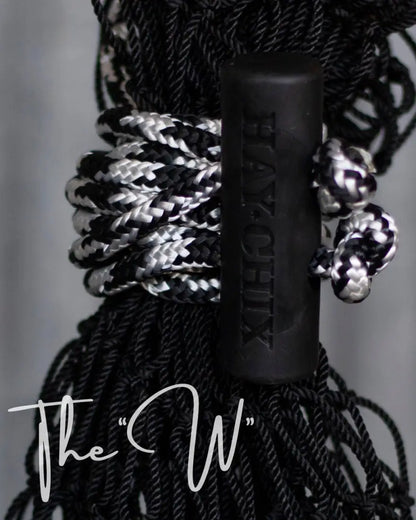 Hay Chix Half Bale Net The ’W’ / 1 3/4’’ Original Hay Bags