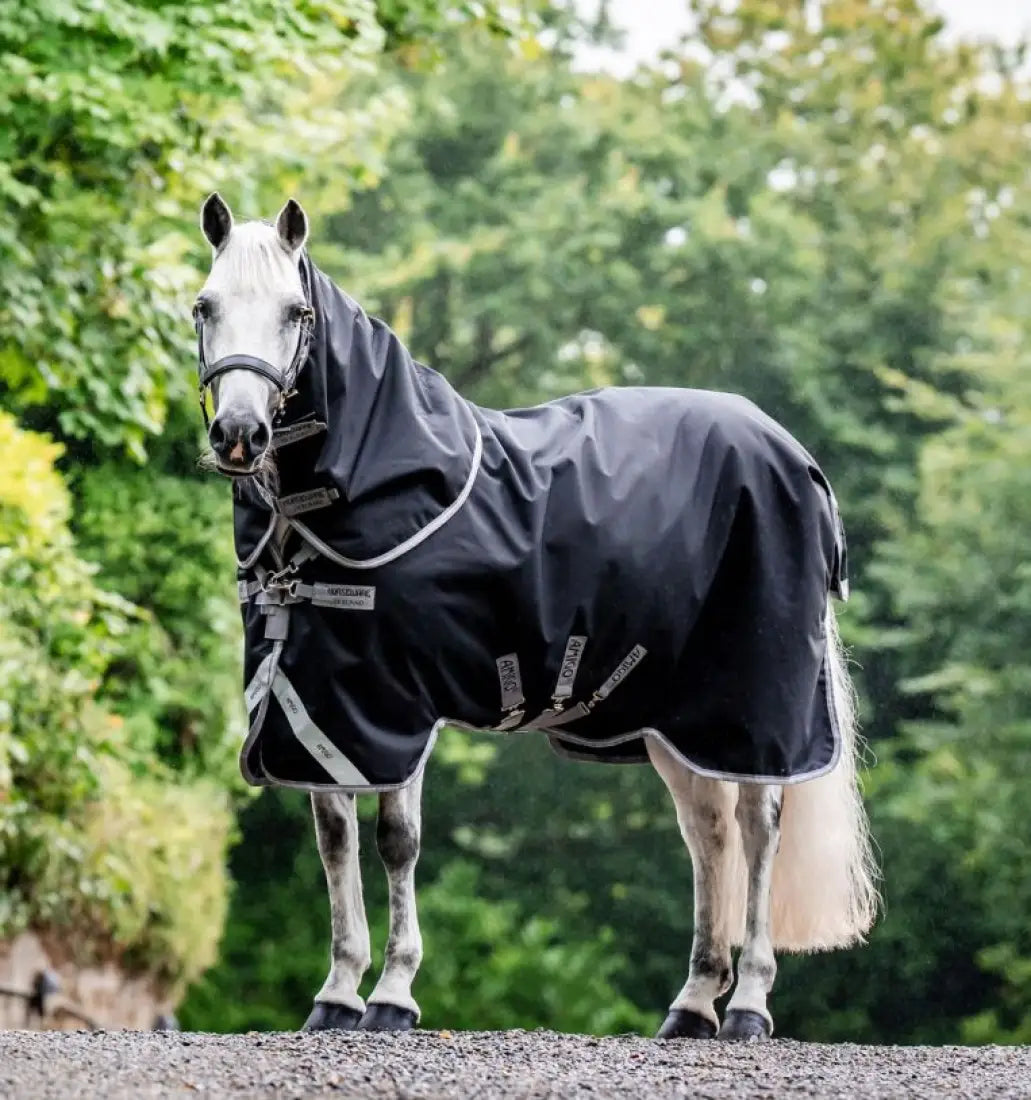 Horseware Amigo® Bravo 1200D Plus (250g Medium) Winter Blanket 69’’ / Black/Titanium Grey & Silver Winter Blanket