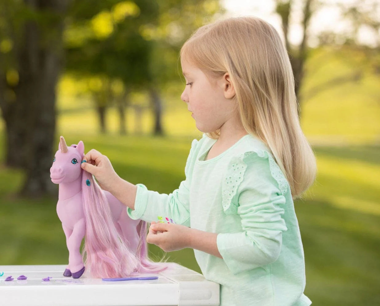 Breyer Mane Beauty Styling Unicorn | Iris