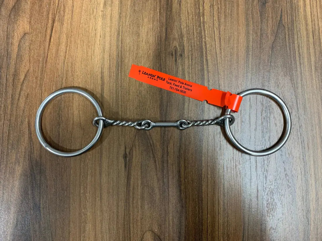 L&W #138A O Ring Snaffle Bit-No Curb Stops 5 - Twisted Dogbone Bit