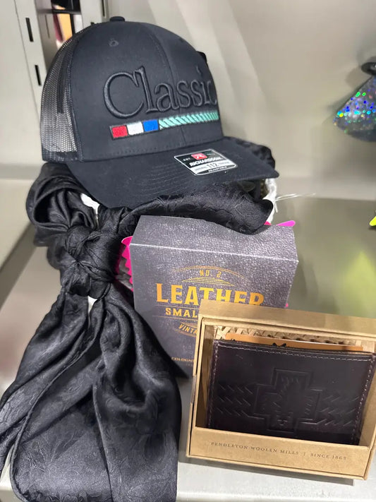 Leanin’ Pole Holiday Gift Basket #23 Gift Basket