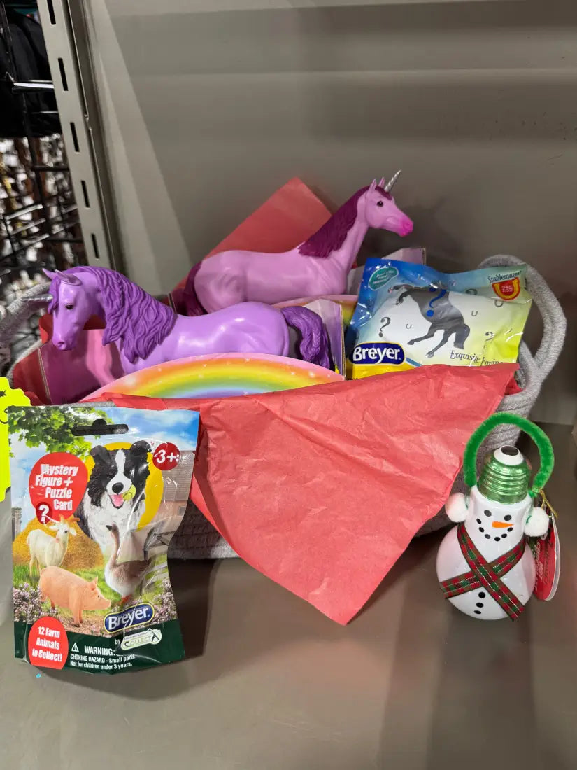 Leanin’ Pole Holiday Gift Basket #5 Gift Basket