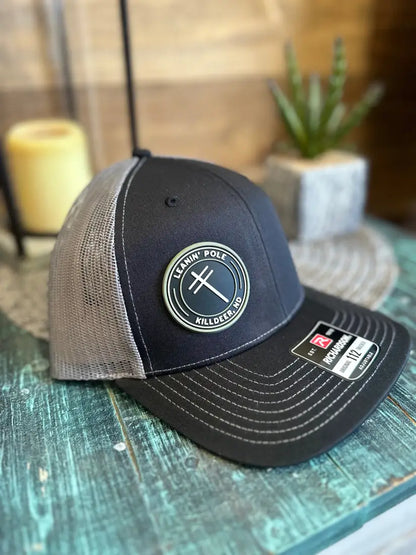 Leanin’ Pole Rubber Logo Cap Black/Grey Hats