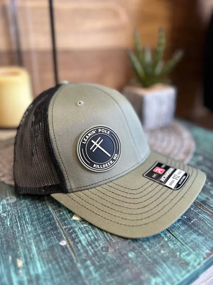 Leanin’ Pole Rubber Logo Cap Sage/Black Hats