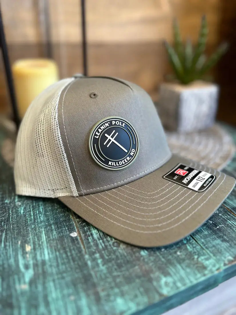 Leanin’ Pole Rubber Logo Cap Sage/Grey Hats