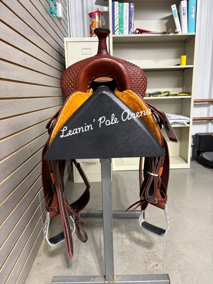 Martin BTR 13.5’’ Barrel Saddle #11209 - 13.5’’ / 7’’ - Barrel Saddle