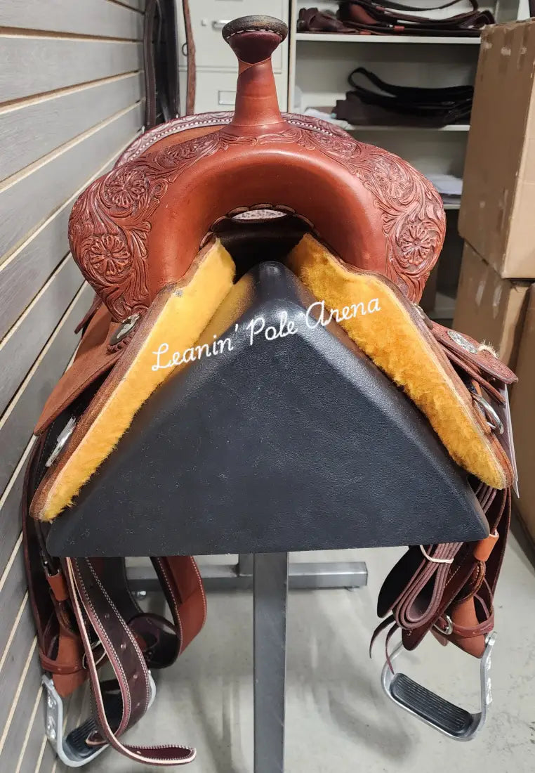 Martin Stingray 14.5’’ Barrel Saddle #11010 14.5’’ / 7’’ Barrel Saddle