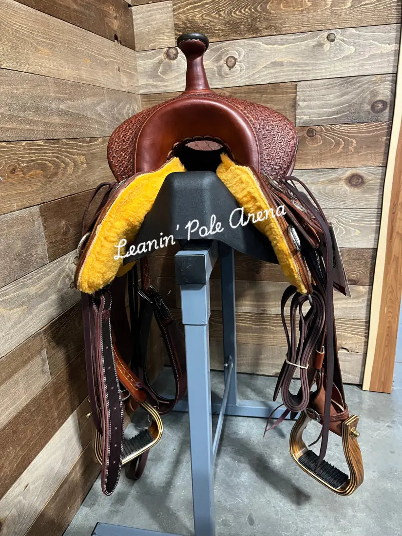 Martin Stingray 14’’ Barrel Saddle #11923 14’’ / 7’’ Barrel Saddle