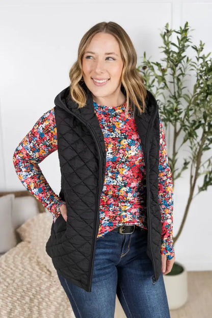 Michelle Mae Women’s Black Heather Vest Women’s Jacket