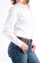 Load image into Gallery viewer, Cinch Women&#39;s Solid White Western Shirt

