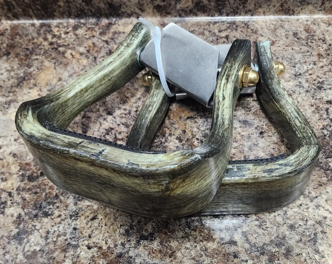 Nettles Stirrups ’The Barrel Racer’ - Petite 2’’ 2’’ / Blackened & Painted Seafoam / Leveler Stirrups