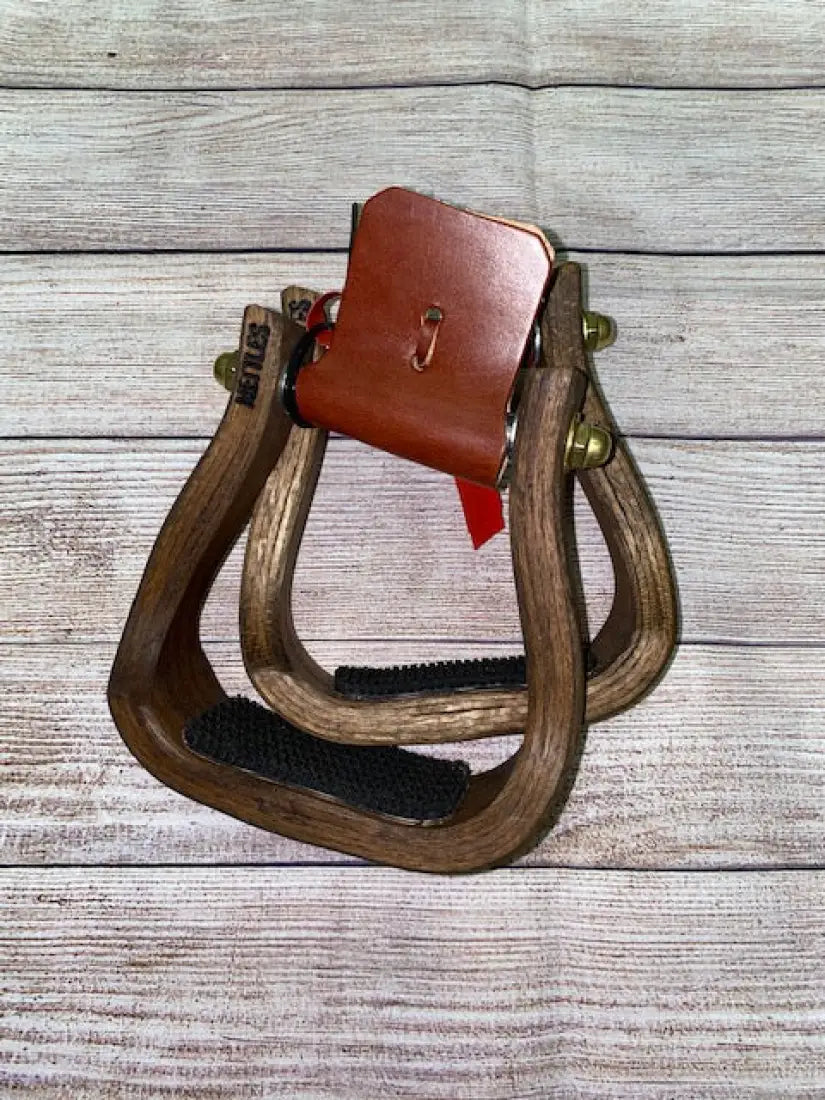 Nettles Stirrups ’The Barrel Racer’ - Regular 2’’ 2’’ / Stain / None Stirrups