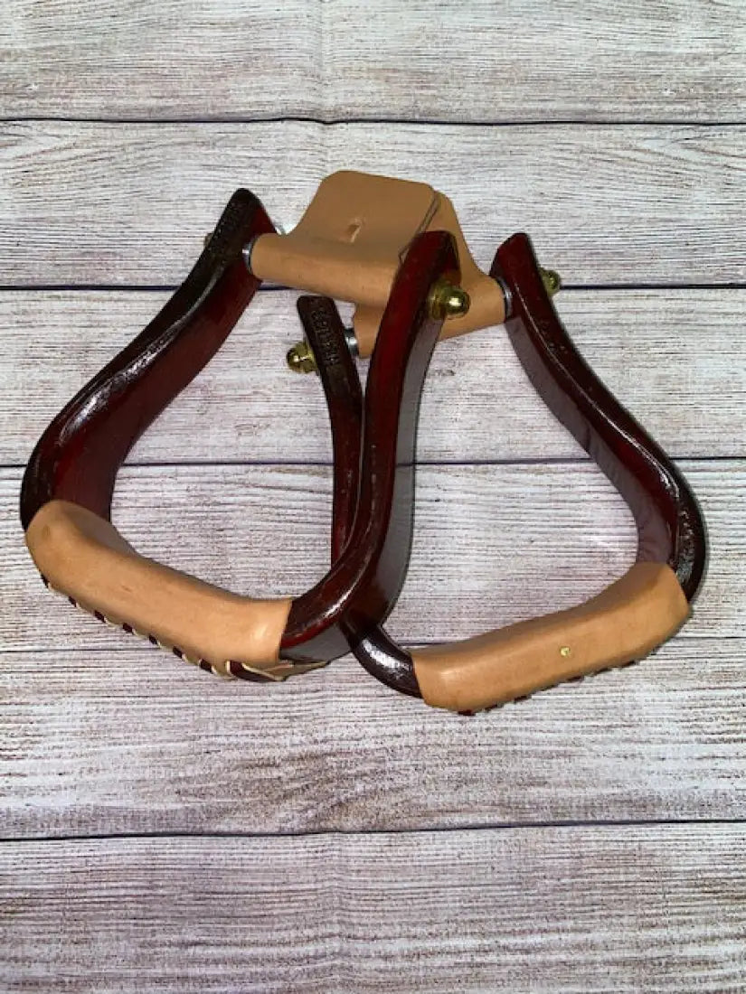 Nettles Stirrups ’The Flatbottom’ - Regular 2’’ 2’’ / Red / None Stirrups