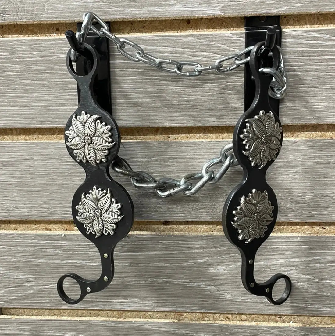 Petska Solid Chain Bit - 8’’ Shank Chain / Silver Daisy Bit