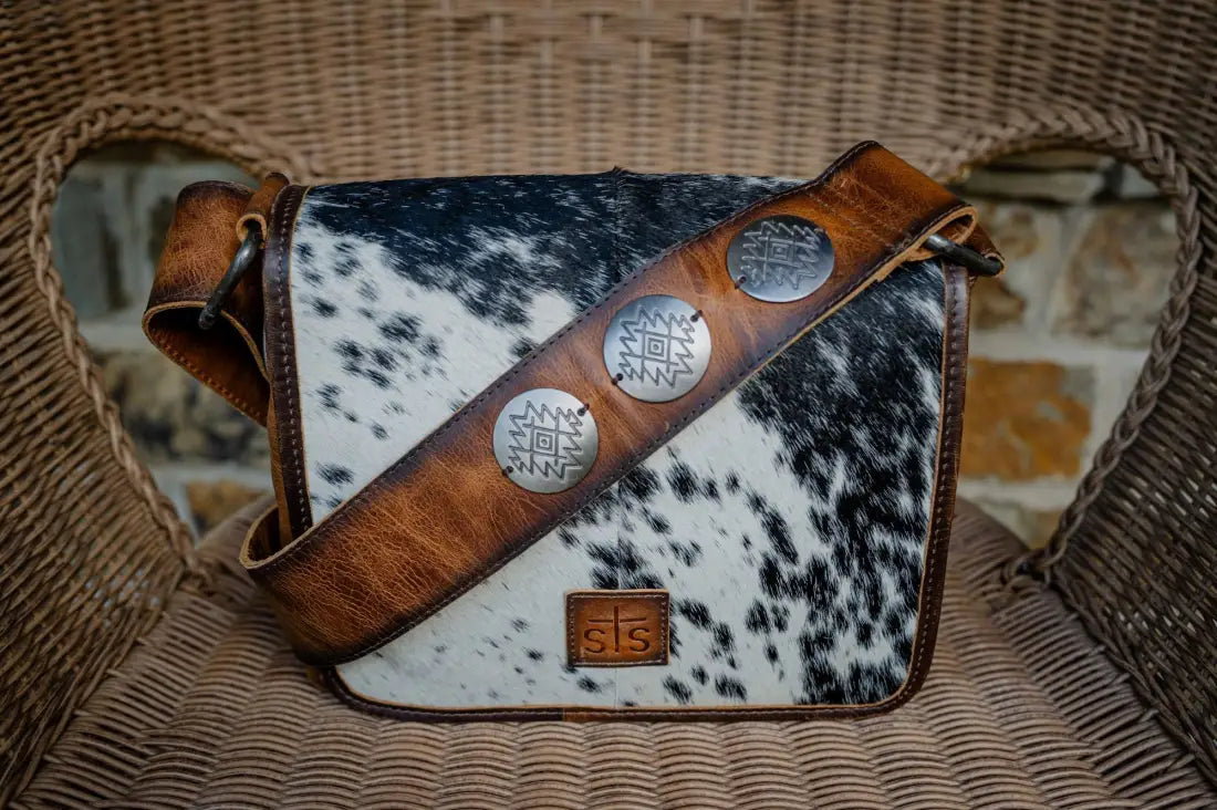 STS Vaquero Della Crossbody Purse